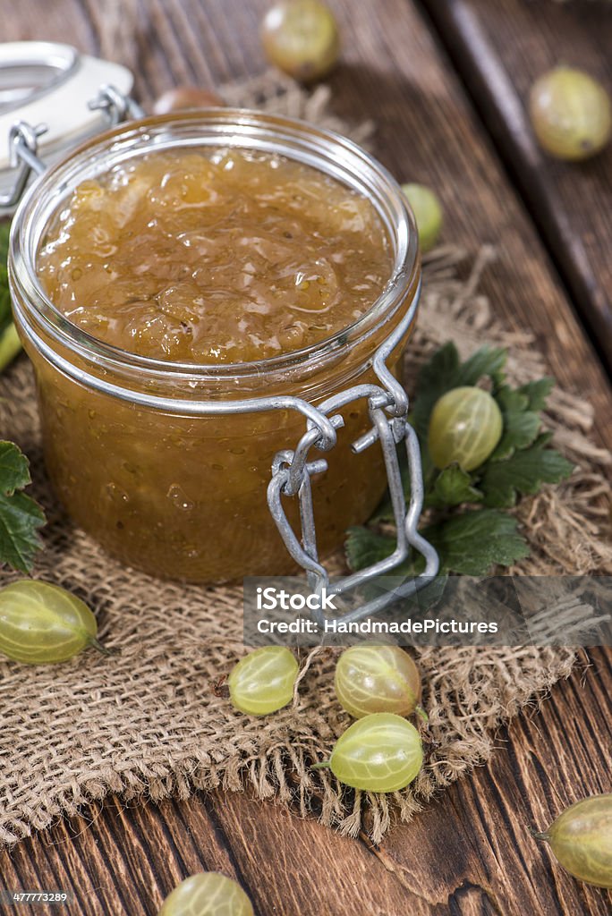 Preparados mermelada de grosella espinosa europea - Foto de stock de Alimento libre de derechos