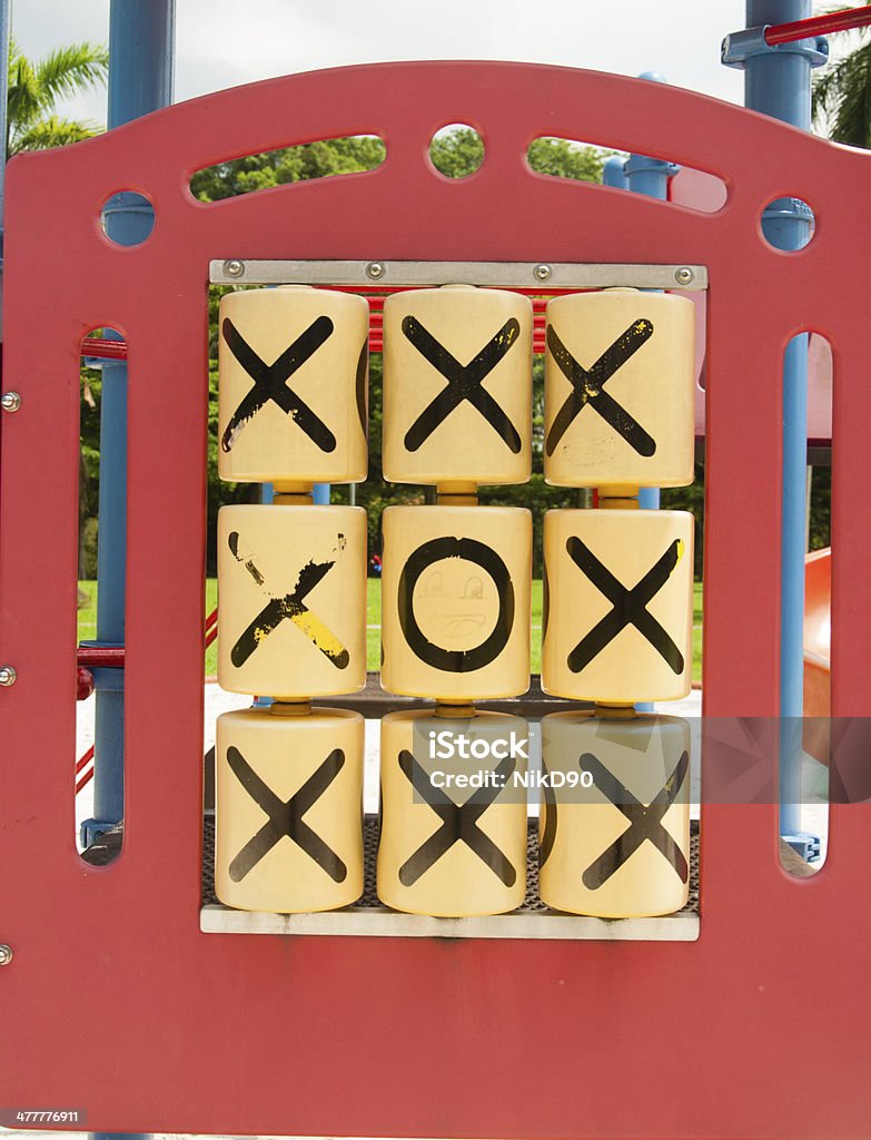 Tic Tac Toe-Odd einem out - Lizenzfrei Abstrakt Stock-Foto