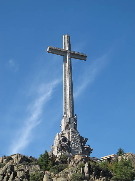 istock large cross Valley of the Fallen (Valle de los Caidos) 477797865