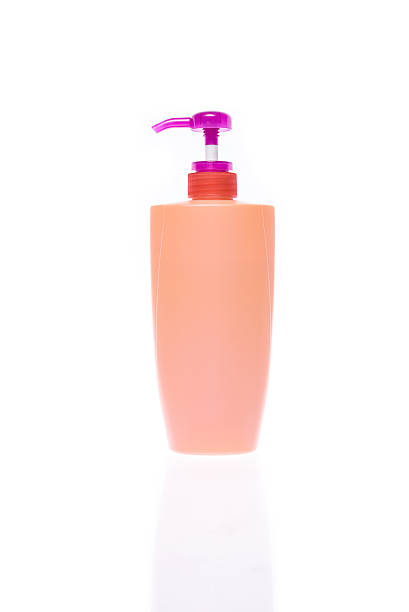 istock Bottle of shampoo 477801918