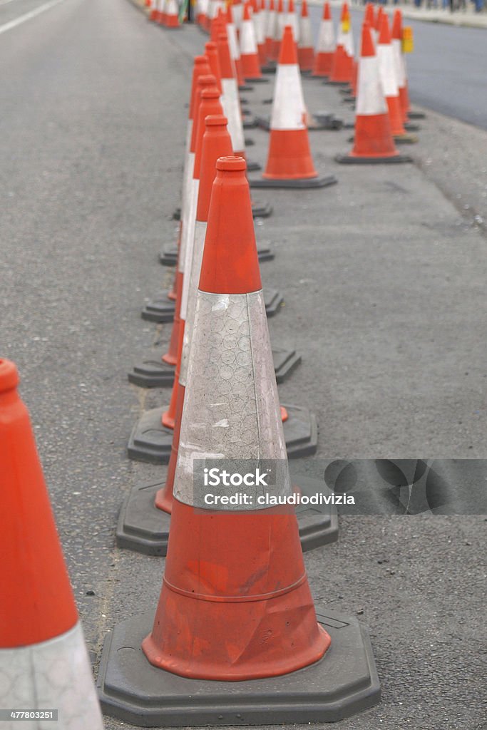 Cône de signalisation - Photo de Cône de signalisation libre de droits