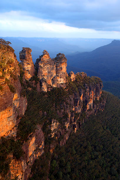 istock Three Sisters at Echo Point Lookout, Katoomba, Blue Mountains, Australia 477813353