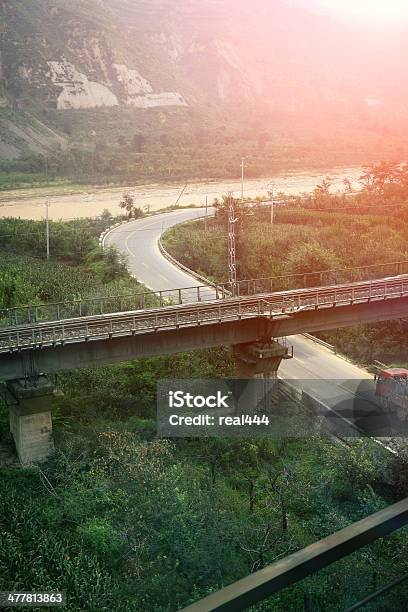 Autostrada Ponte Viadotto - Fotografie stock e altre immagini di Ambientazione esterna - Ambientazione esterna, Autostrada, Autostrada a corsie multiple