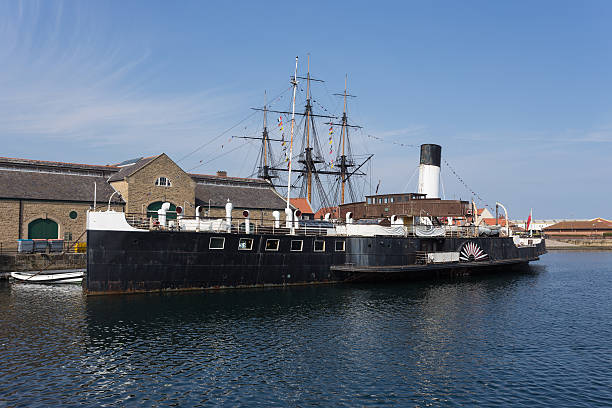 paddle dampfgarer schiff - hartlepool stock-fotos und bilder