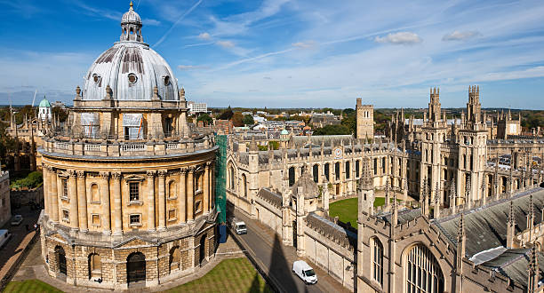 Oxford, England Radcliffe Camera and All Souls College, Oxford University. Oxford, UK bodleian library stock pictures, royalty-free photos & images