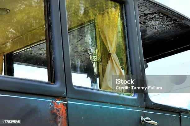 리무진 자동차모드 지쳤어요 창쪽 문애니메이션 1920-1929 년에 대한 스톡 사진 및 기타 이미지 - 1920-1929 년, 거친, 고풍스런