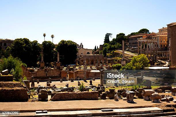 Fórum Romanum - Fotografias de stock e mais imagens de Antigo - Antigo, Antiguidade, Arcaico