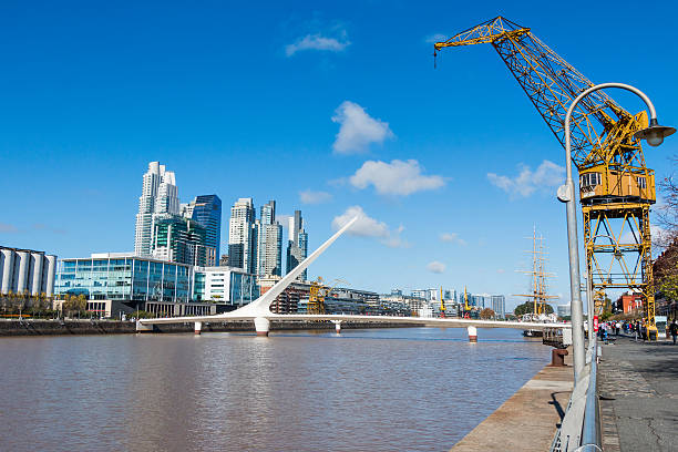 Puerto Madero, Buenos Aires Argentina Puerto Madero, Buenos Airs Argentina puente de la mujer stock pictures, royalty-free photos & images