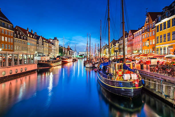 kopenhaga - nyhavn canal zdjęcia i obrazy z banku zdjęć