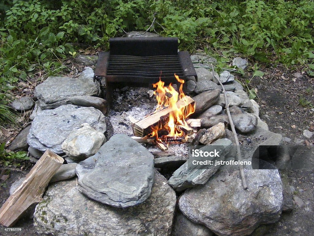 Camp Fire - Foto de stock de Aire libre libre de derechos