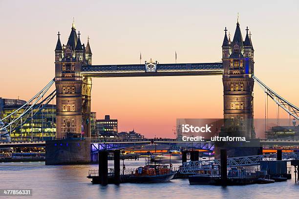 Tower Bridge - zdjęcia stockowe i więcej obrazów Anglia - Anglia, Architektura, Bez ludzi