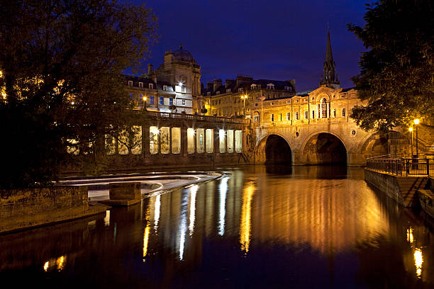istock Pulteney Bridge and the River Avon at Night 477857213