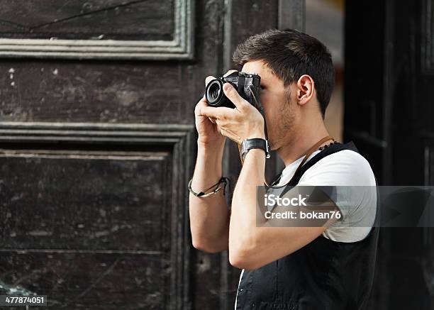 Individuare Il Momento Giusto - Fotografie stock e altre immagini di Bello - Bello, Mirare, Uomini