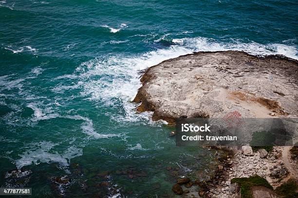 El Mar De Fondo Foto de stock y más banco de imágenes de Acantilado - Acantilado, Agua, Aire libre