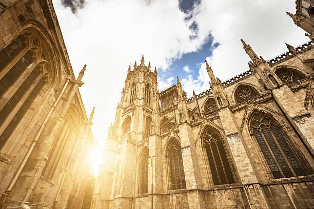 york chiesa architettura - cattedrale di york foto e immagini stock