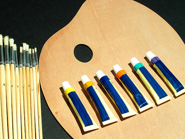 istock Artists palette and paints 477880003