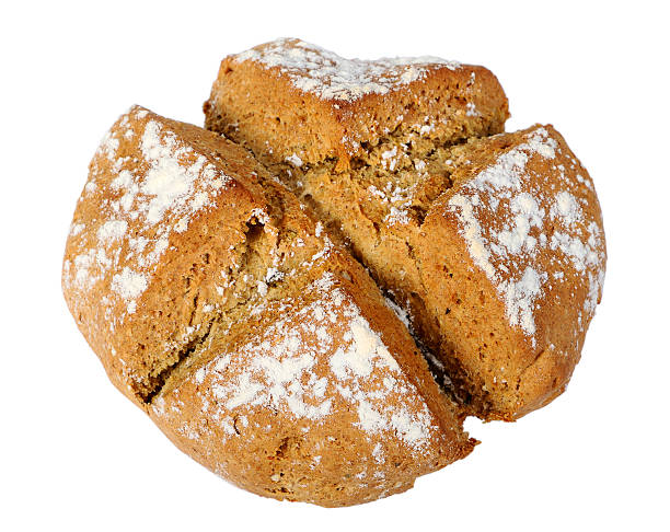 хлеб домашнего традиционный - soda bread bread brown bread loaf of bread стоковые фото и изображения