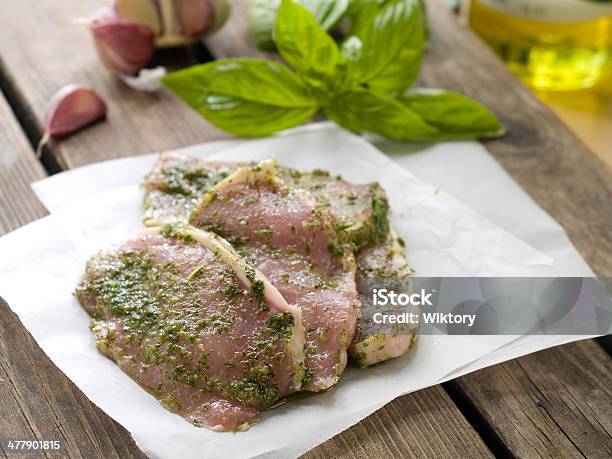 Mariniertes Fleisch Stockfoto und mehr Bilder von Basilikum - Basilikum, Essig, Fett - Nährstoff