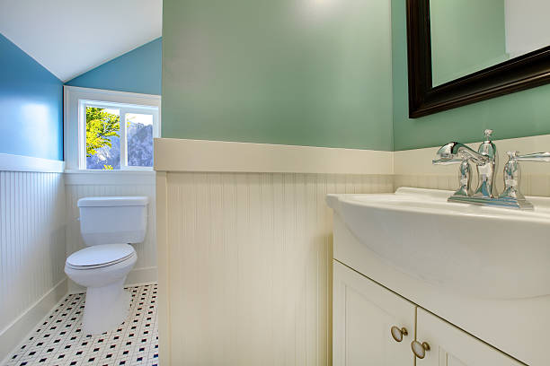 istock Luxury fresh green and white modern bathroom 477903233