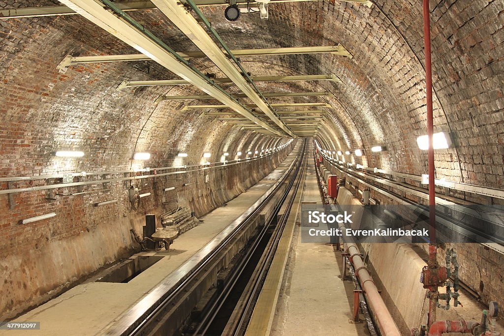 Túnel de Linha - Royalty-free Amarelo Foto de stock