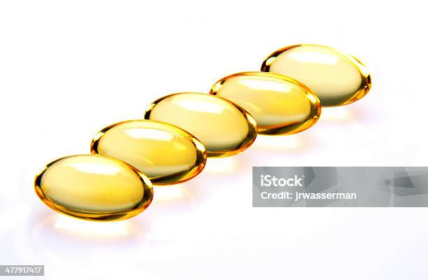 Reihe Von Vitamin E Kapseln Stockfoto und mehr Bilder von Vitamin - Vitamin, Buchstabe E, CoQ10