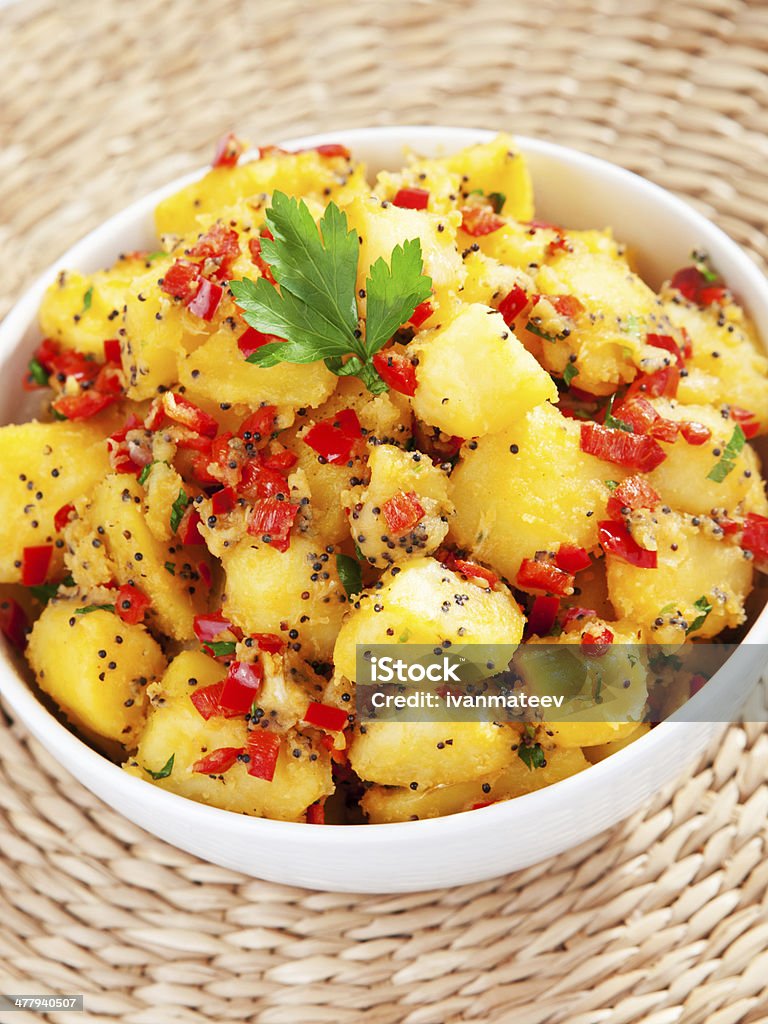 Batatas com gergelim e coentro - Foto de stock de Acompanhamento royalty-free