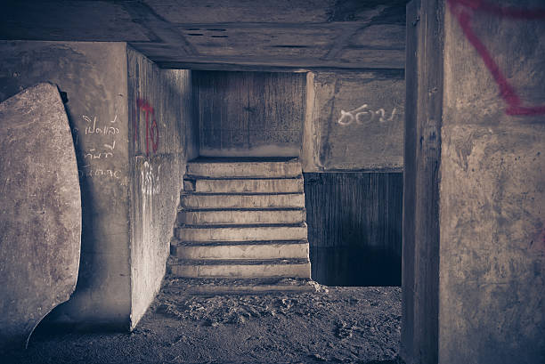 istock Inside of old abandoned building with construction unfinished 477943654