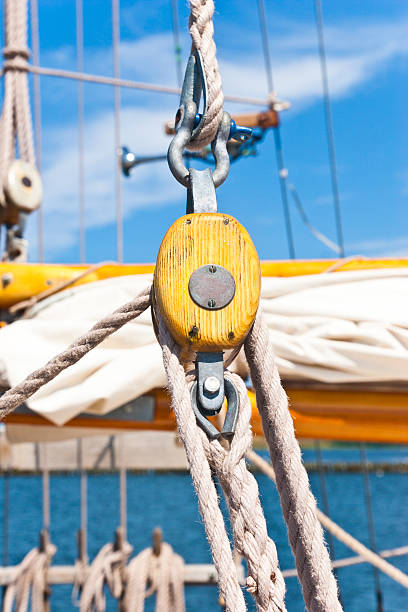 istock Pulley and ropes on a sailboat 477964371
