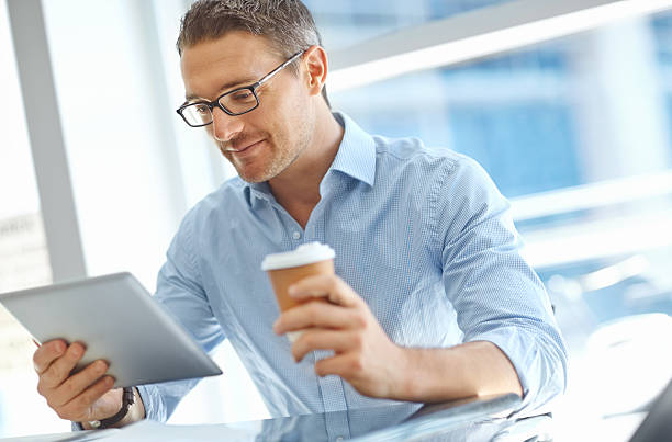 istock Scanning the web for business trends 477967289