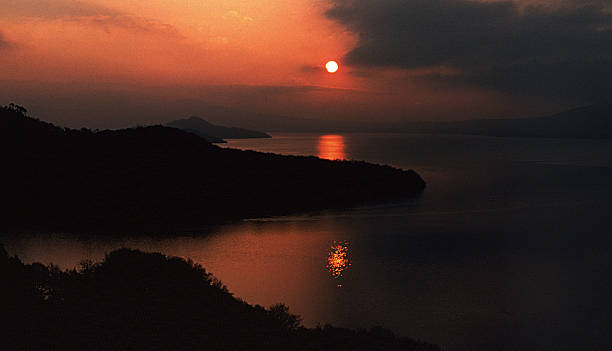istock SUNSET LOCH LOMOND SCOTLAND 477967529
