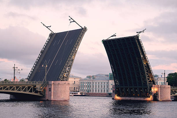 istock Open Palace bridge from the Neva river 477973420