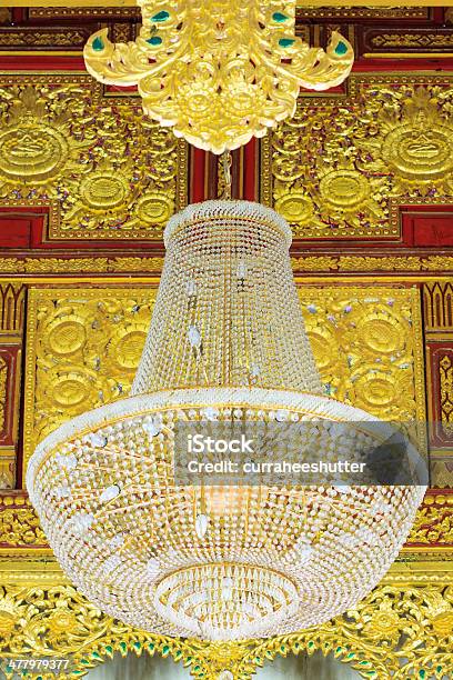 Photo libre de droit de Lampe De Plafond banque d'images et plus d'images libres de droit de Ampoule électrique - Ampoule électrique, Art, Art et Artisanat