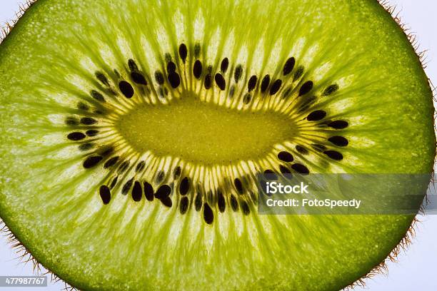 Photo libre de droit de Kiwi Fruits Frais banque d'images et plus d'images libres de droit de Kiwi - Fruit - Kiwi - Fruit, Macrophotographie, Aliment en portion