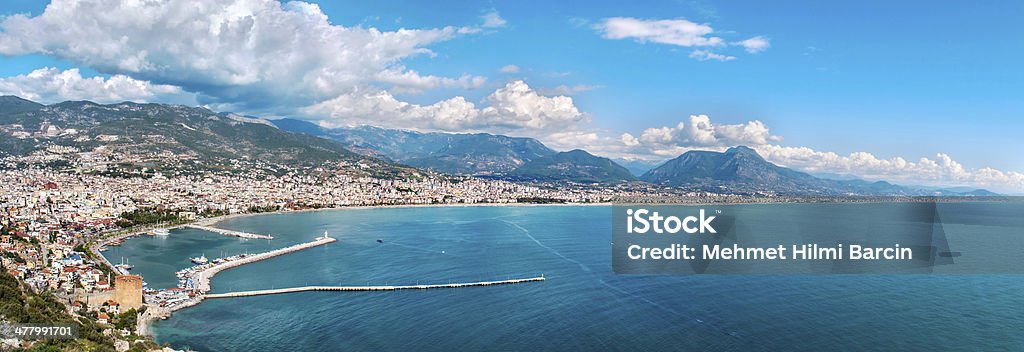 Vistas panorâmicas para a paisagem urbana de Alanya, Turquia - Foto de stock de Ajardinado royalty-free