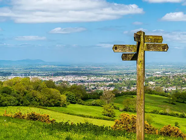 Green fields and blue skies over the Cotswold way