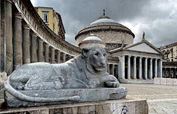 пьяцца-плебишито napoli - piazza del plebiscito стоковые фото и изображения