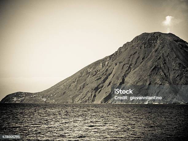 ストロンボリ火山 - イタリアのストックフォトや画像を多数ご用意 - イタリア, イタリア文化, エオリア諸島