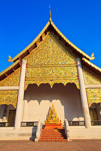 wat chedi luang, templo chiang mai thailand asia - ba kan fotografías e imágenes de stock