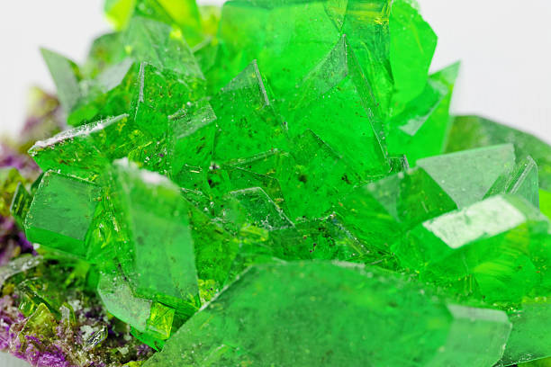 istock crystal macro photo in emerald color 478011527