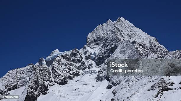 Snow Covered Thamserku Stock Photo - Download Image Now - 2015, Asia, Beauty In Nature