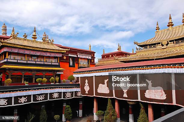 Photo libre de droit de Temple Du Jokhang banque d'images et plus d'images libres de droit de Bouddhisme - Bouddhisme, Bronze - Alliage, Chine