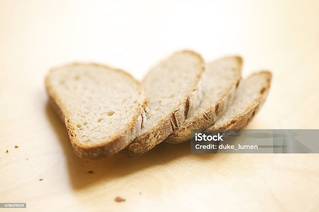 Brotscheiben - Foto stock royalty-free di Cibi e bevande