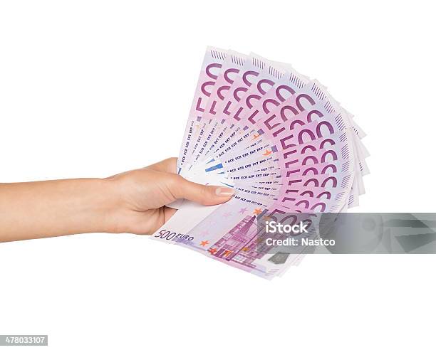 Foto de Feminino Mão Segurando O Dinheiro e mais fotos de stock de Moeda Corrente - Moeda Corrente, Figura para recortar, Moeda da União Europeia