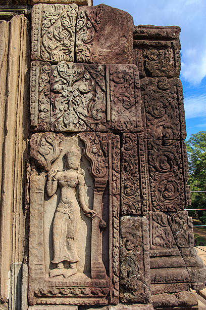 istock Apsara Carving in Bapuon Temple 478036024