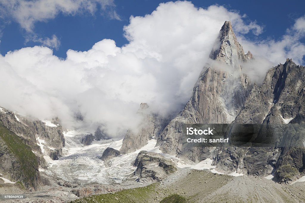 Lodowiec i Góra Aiguille du Dru - Zbiór zdjęć royalty-free (Alpy)