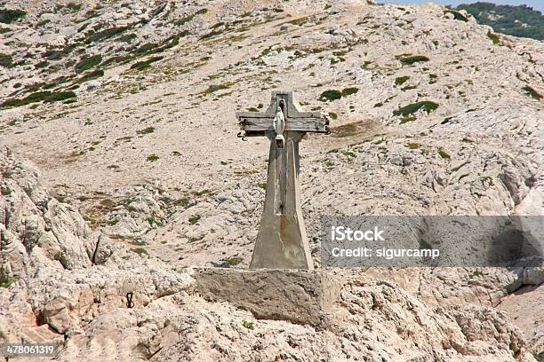 Tapa Croisette En Calanques De Marsella Francia Foto de stock y más banco de imágenes de Acantilado - Acantilado, Aire libre, Azul turquesa