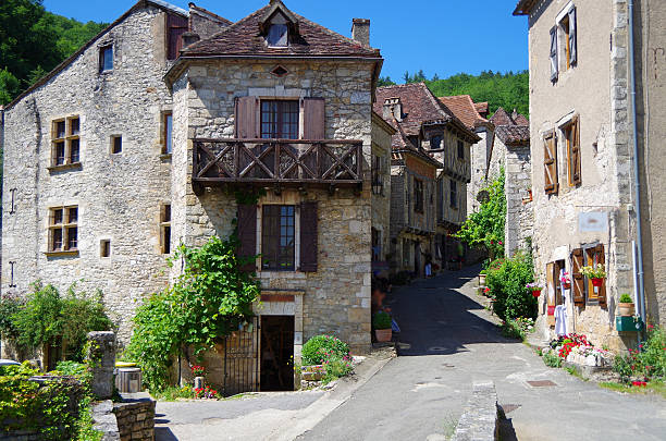 istock Saint-Cirq Lapopie 478073927