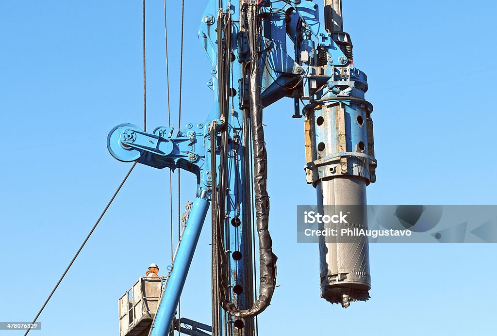 Máquina de perfuração para a linha de colunas pit do túnel borer - Foto de stock de Adulto royalty-free