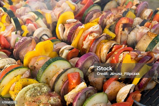 Foto de Carne No Grill Churrasco e mais fotos de stock de Amarelo - Amarelo, Assado, Assado - Prato Principal