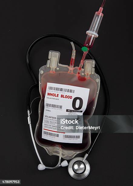 Blut Geber Mit Medizinische Stethoskop Stockfoto und mehr Bilder von Blutkonserve - Blutkonserve, Schwarzer Hintergrund, Arbeitssicherheit